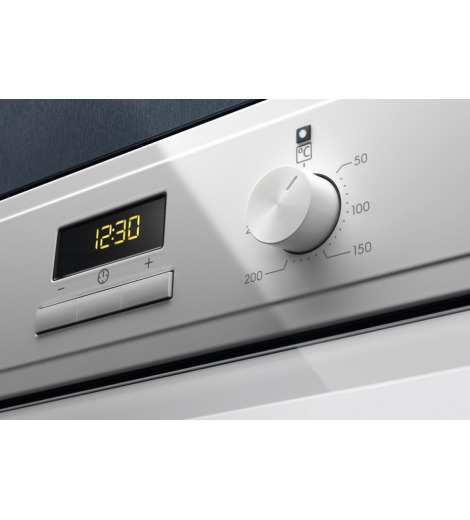 Духова шафа Electrolux EOF3H40BW