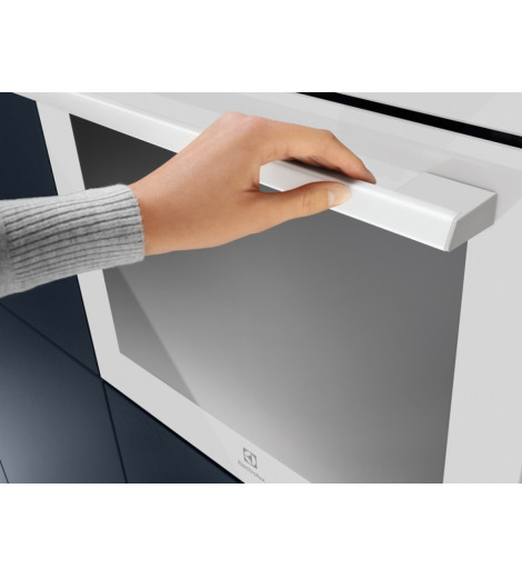 Духова шафа Electrolux EOF3H40BW