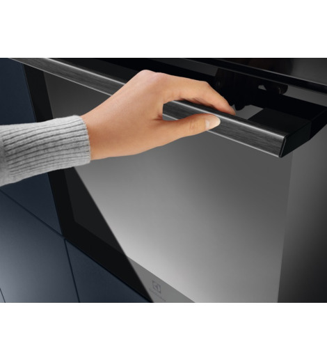 Духова шафа Electrolux EOF5C50BZ