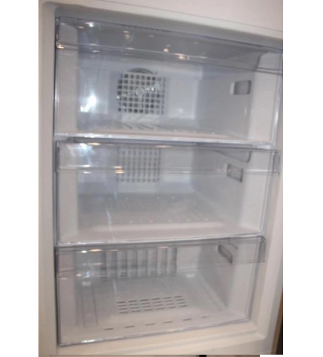 Холодильник  BEKO RCNA406E35ZXBR