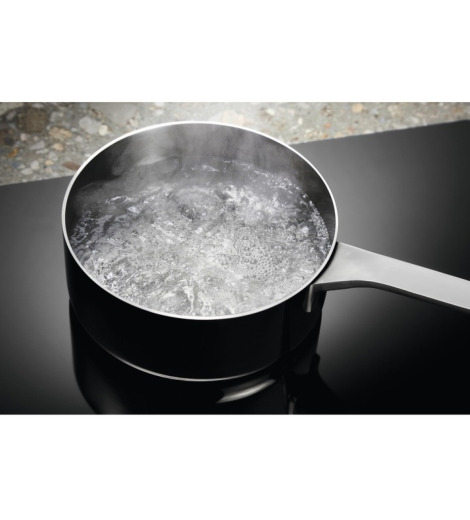 Варильна поверхня Electrolux LIT30230C