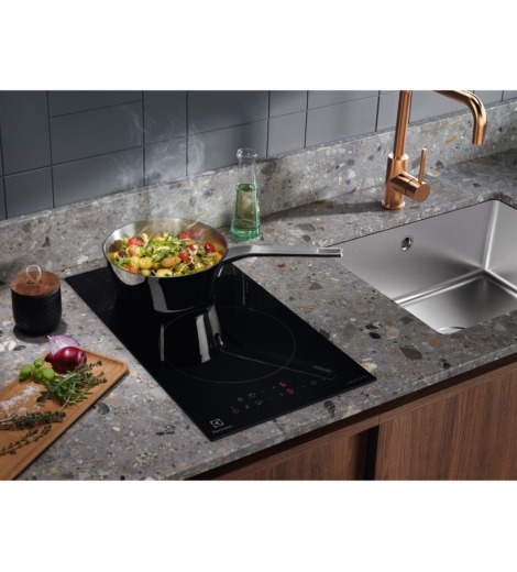 Варильна поверхня Electrolux LIT30230C