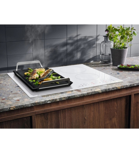Варильна поверхня Electrolux LIV63431BW