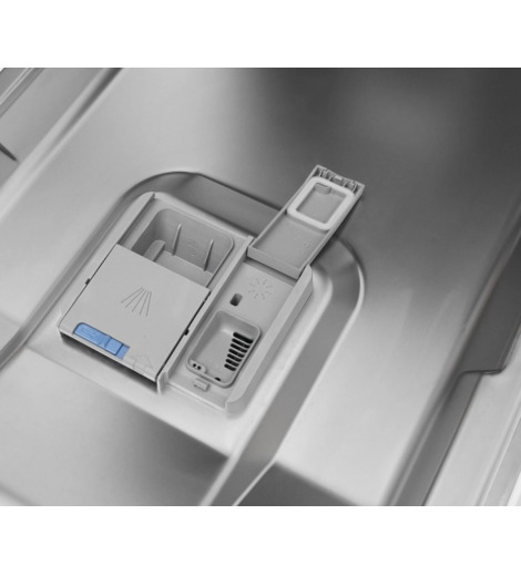 Посудомийна машина BEKO BDFS15020W
