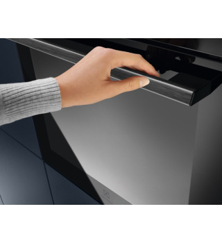 Духова шафа Electrolux EOF5C50BZ
