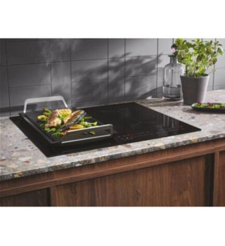 Варильна поверхня Electrolux IPEL6453KC