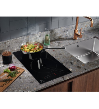 Варильна поверхня Electrolux LIT30230C
