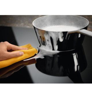 Варильна поверхня Electrolux LIT30230C